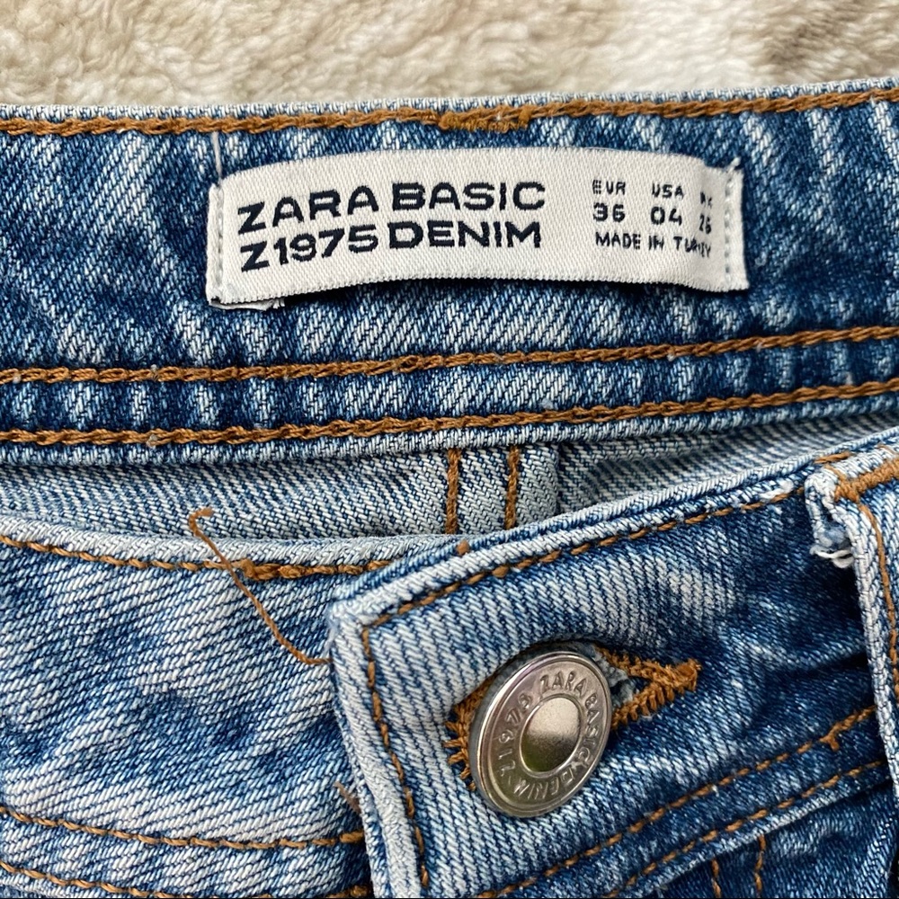 ZARA Basic 1975 Floral Embroidered Denim Jeans - Picture 4 of 10